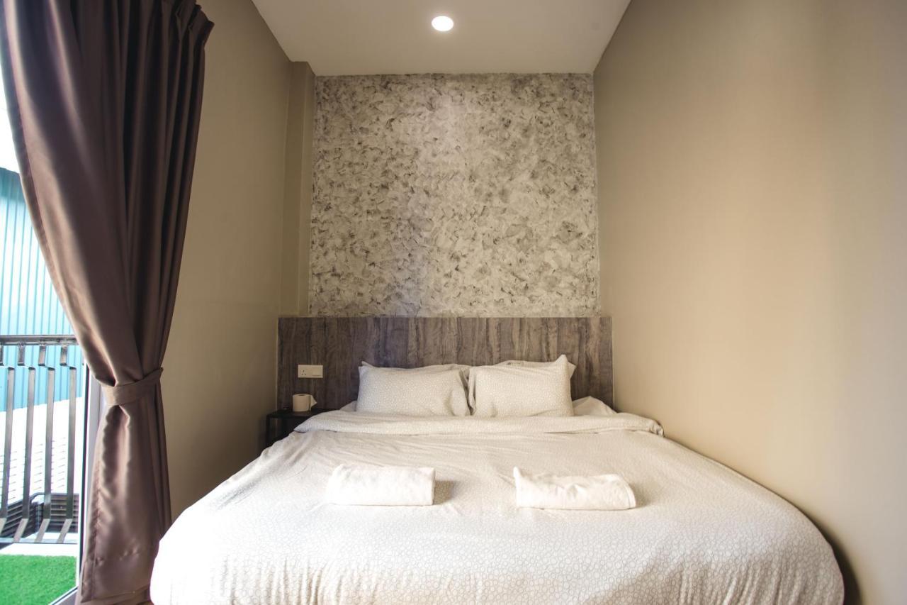 โอโย 90020 อมอริส แกรนด์ อีเวนต์ สเปซ Hotel มัวร์ ภายนอก รูปภาพ